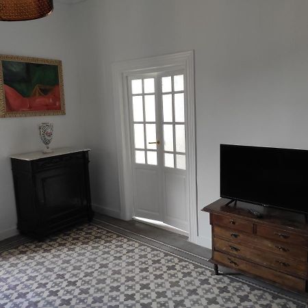 Nuevo Elegante Piso Vintage En Plena Plaza Mayor Madrid Exterior photo
